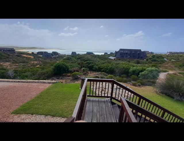 5 BEDROOM HOUSE FOR SALE IN STILBAAI-WES